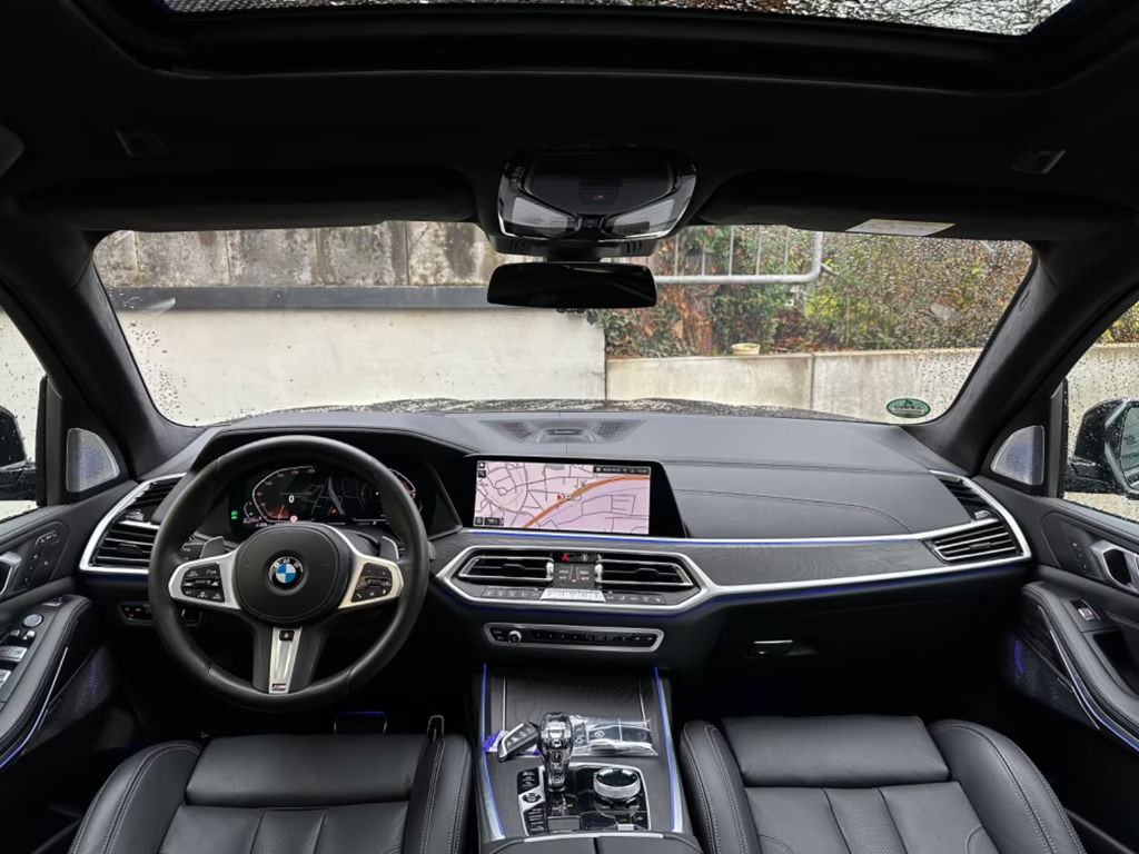 BMW X7