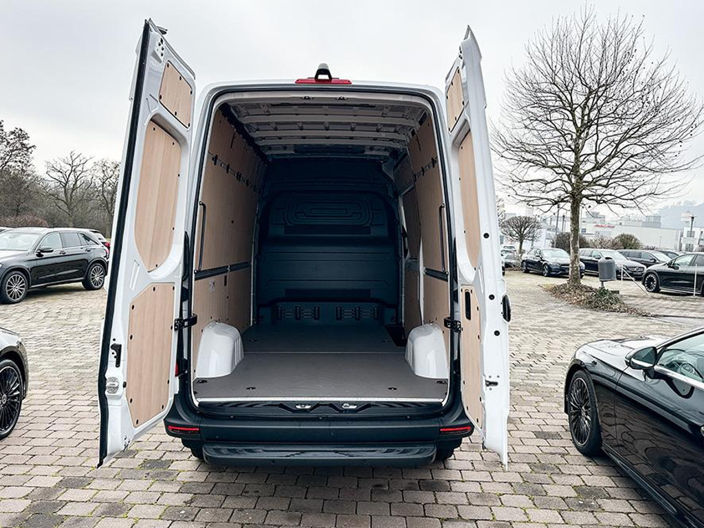 Mercedes-Benz eSprinter