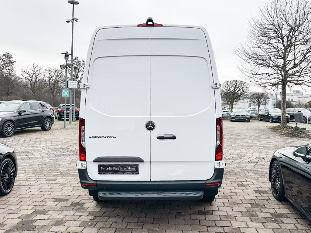 Mercedes-Benz eSprinter