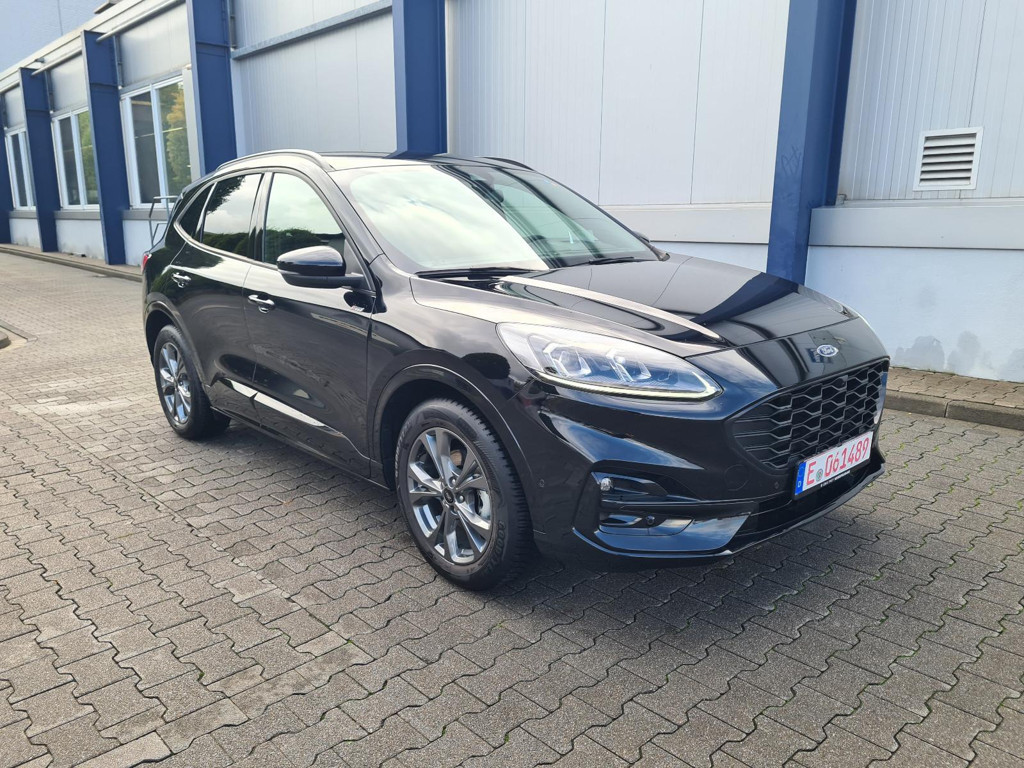 Ford Kuga 2023 Benzine