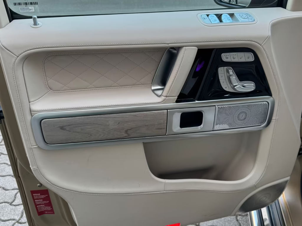 Mercedes-Benz G-Klasse