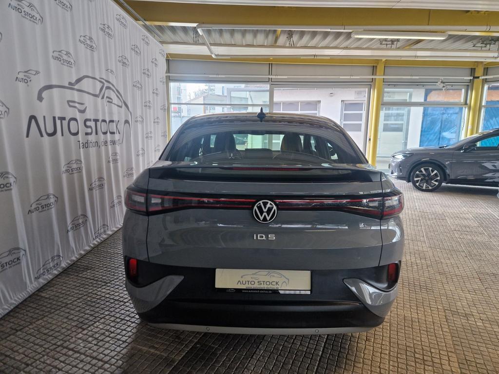 Volkswagen ID.5
