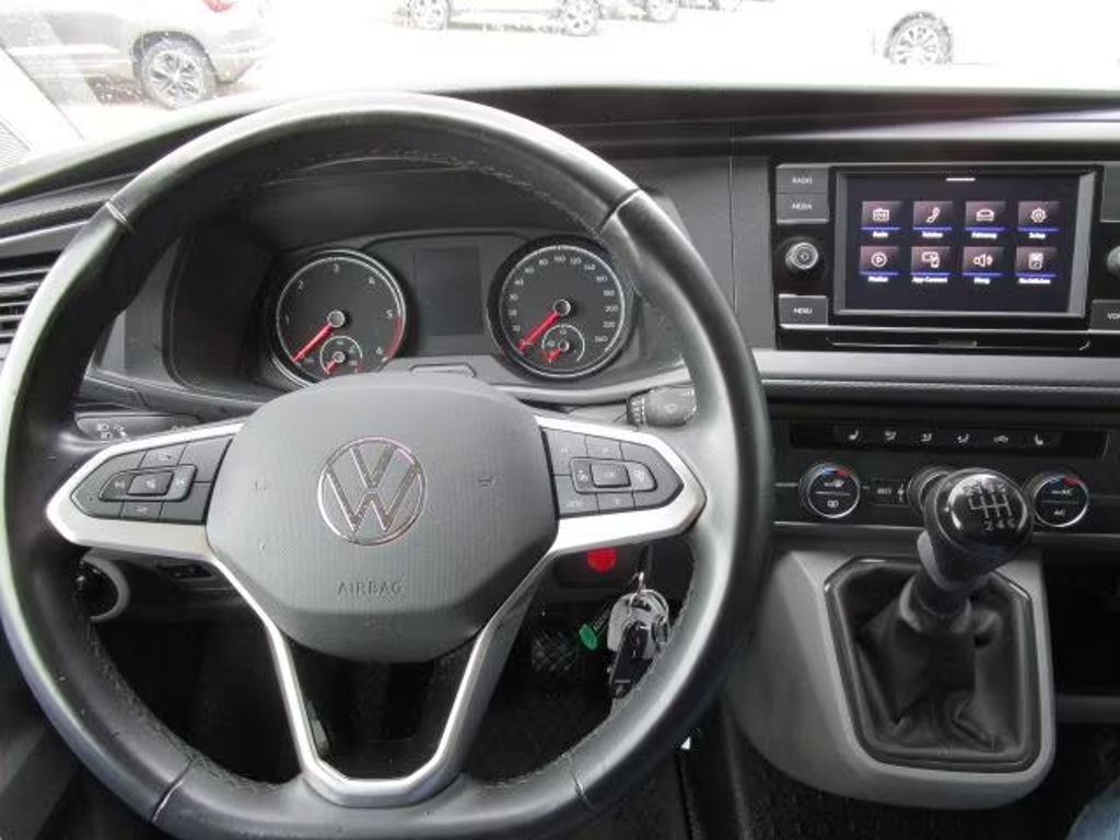 Volkswagen Caravelle