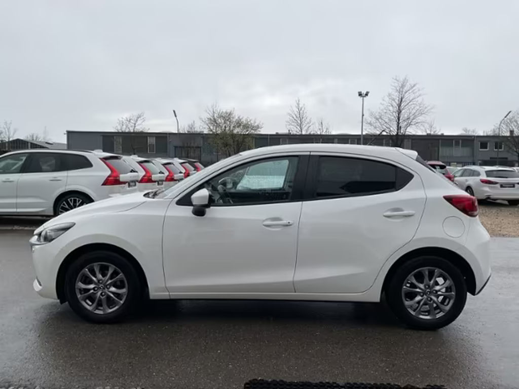 Mazda 2