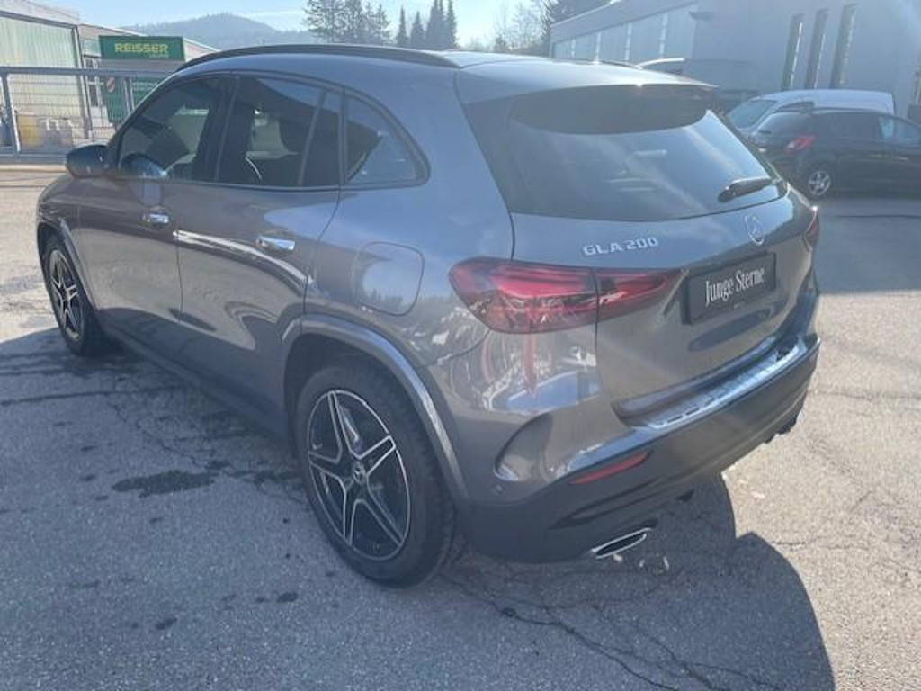 Mercedes-Benz GLA-Klasse