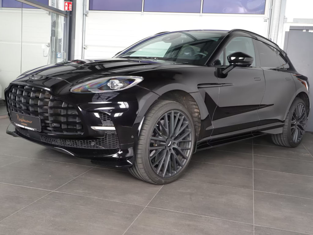 Aston Martin DBX