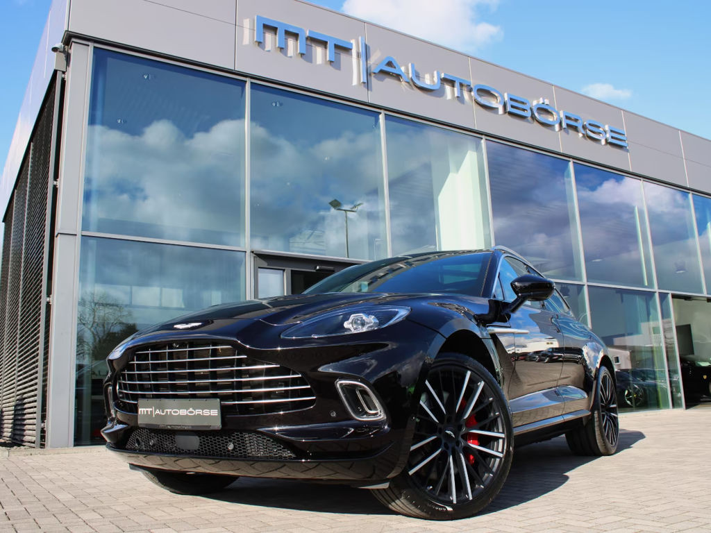Aston Martin DBX