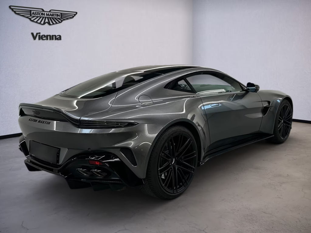 Aston Martin V8 Vantage