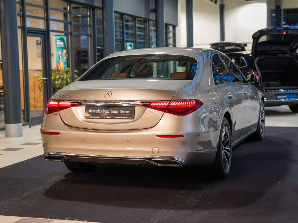 Mercedes-Benz S-Klasse