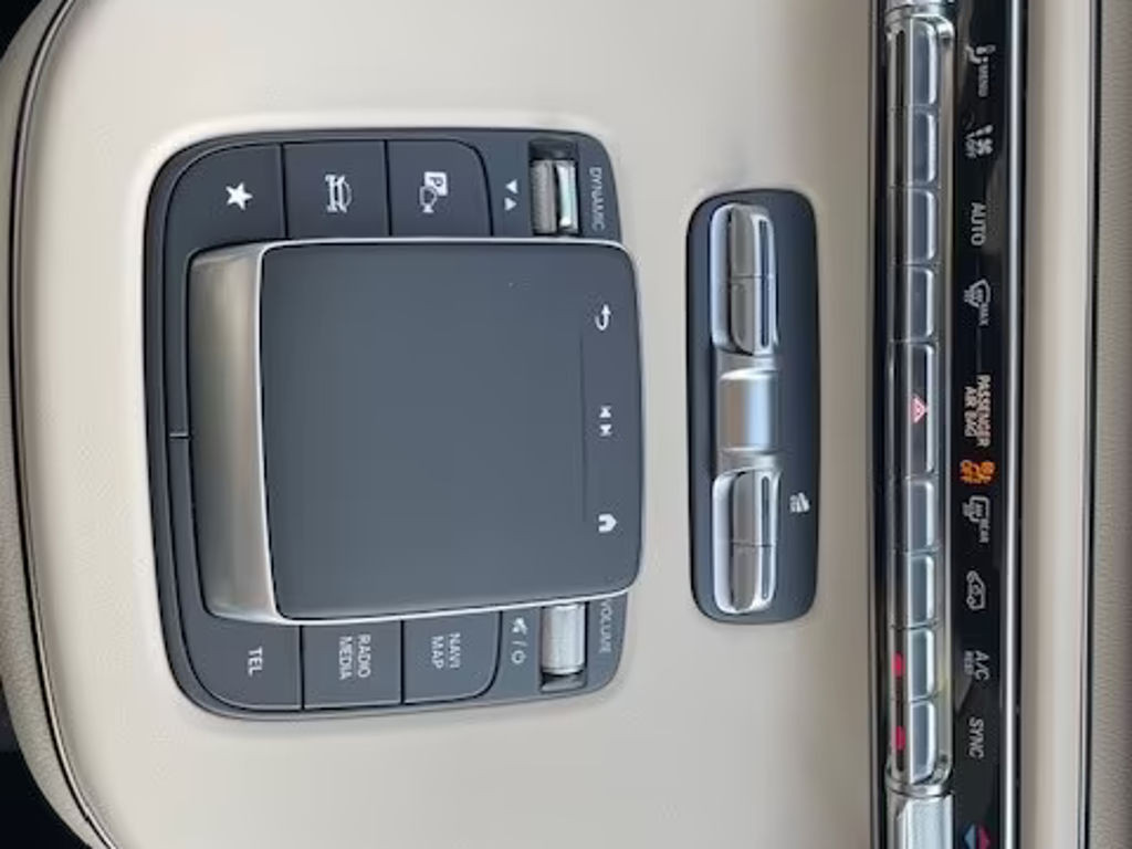 Mercedes-Benz Marco Polo