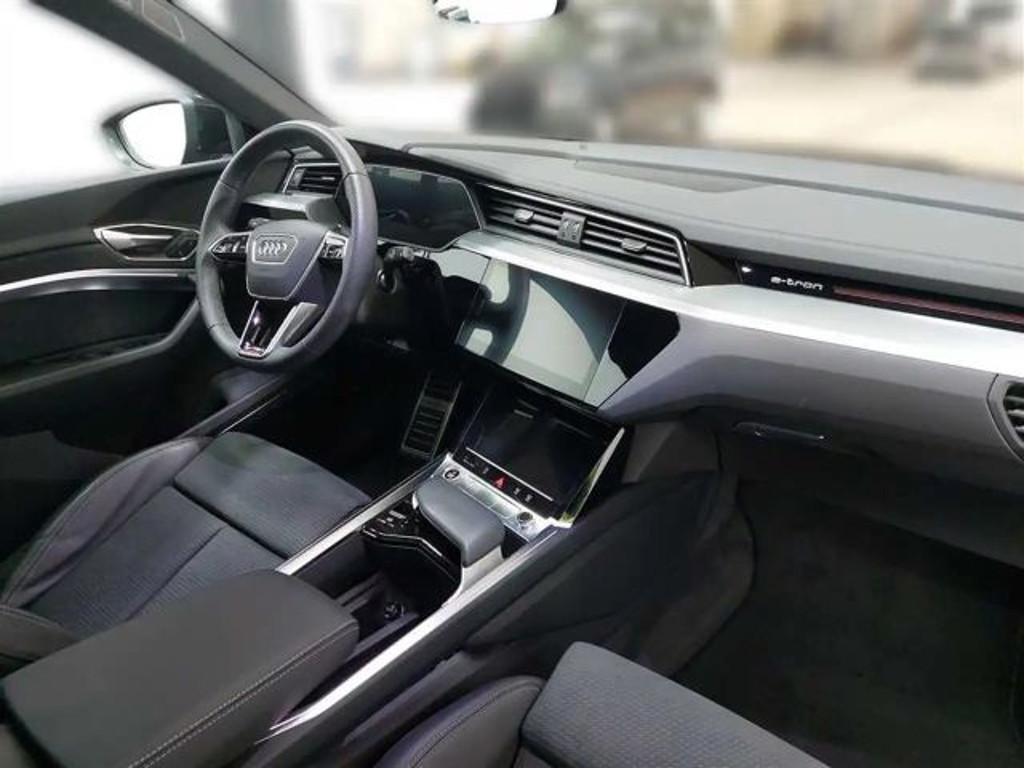 Audi Q8 e-tron