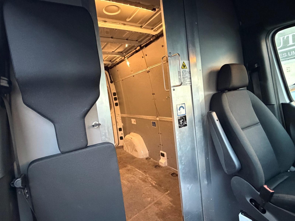 Mercedes-Benz eSprinter