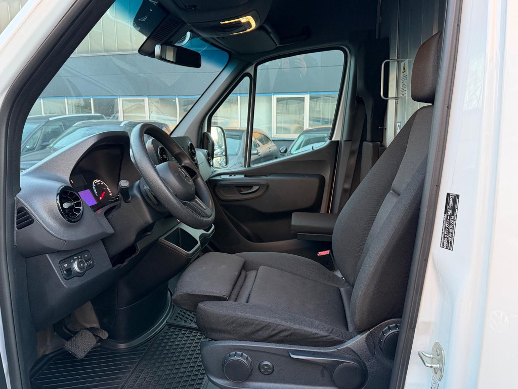 Mercedes-Benz eSprinter