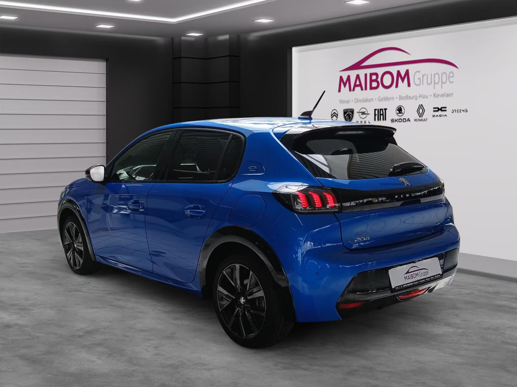 Peugeot e-208