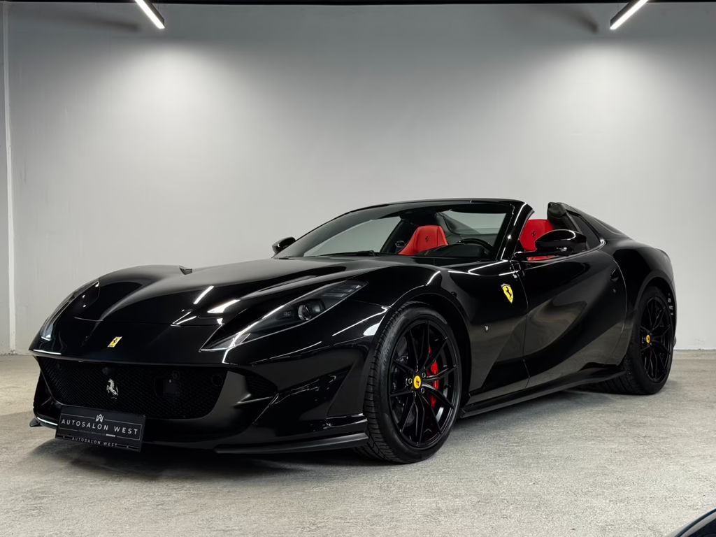 Ferrari 812 2021 Benzine