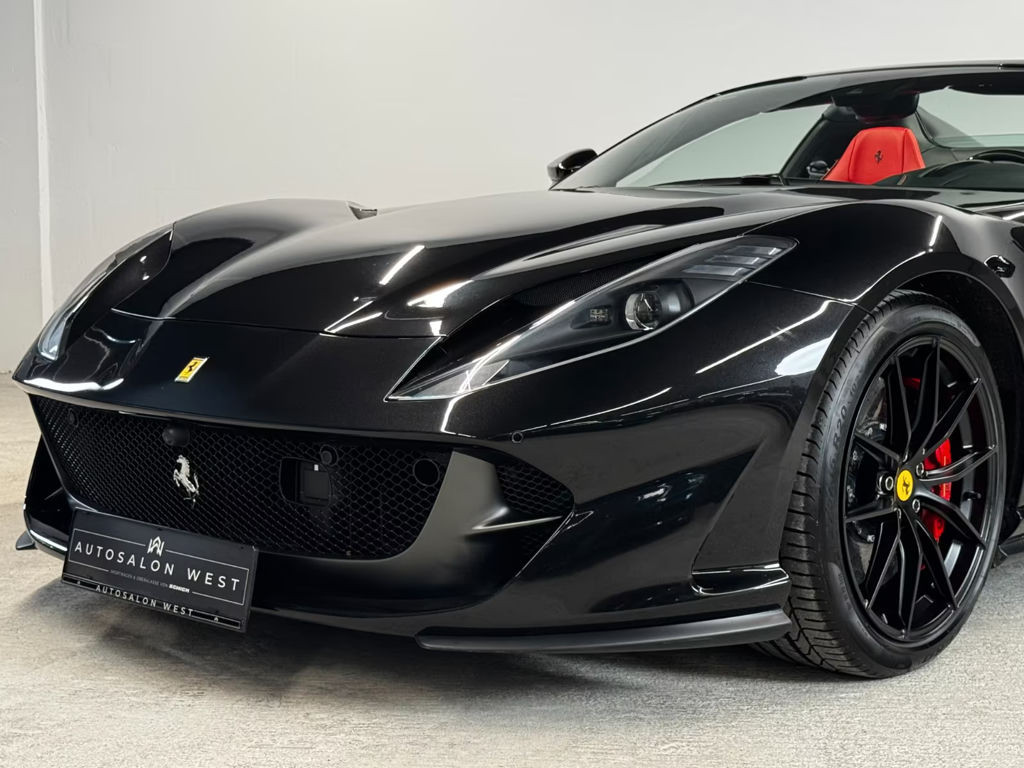 Ferrari 812