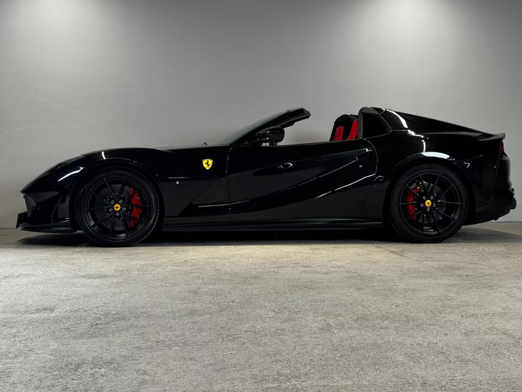 Ferrari 812