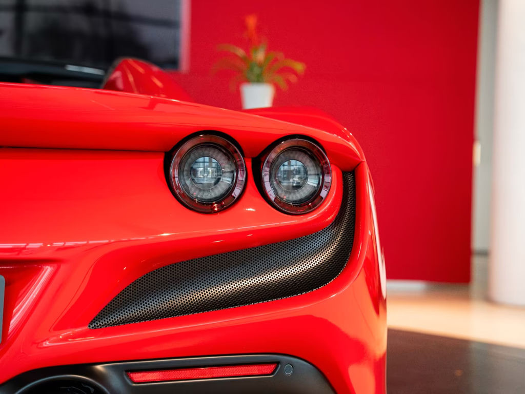 Ferrari F8