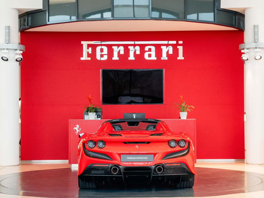 Ferrari F8
