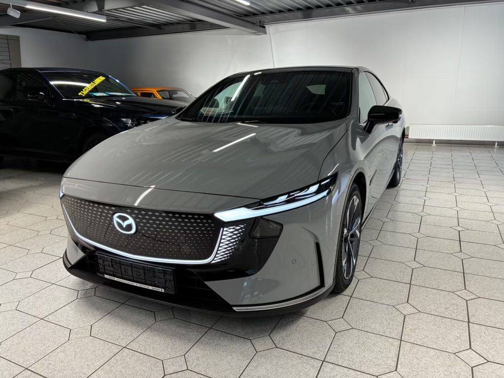 Mazda 6e