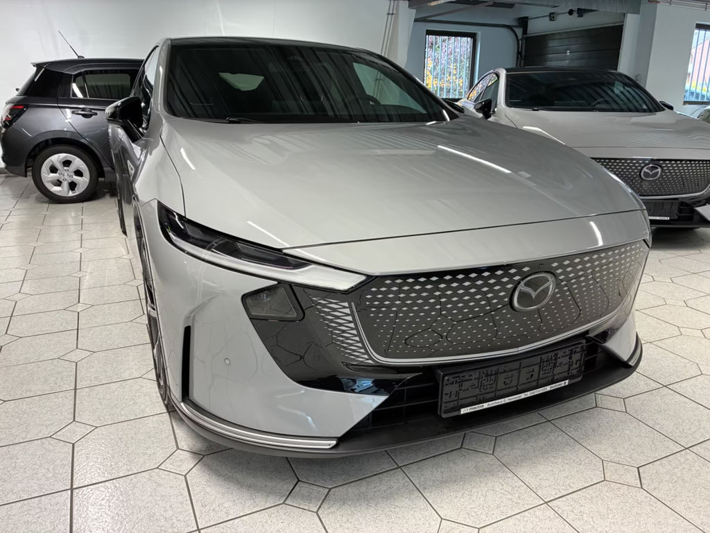 Mazda 6e