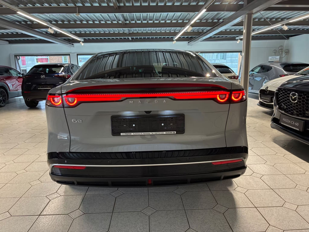 Mazda 6e