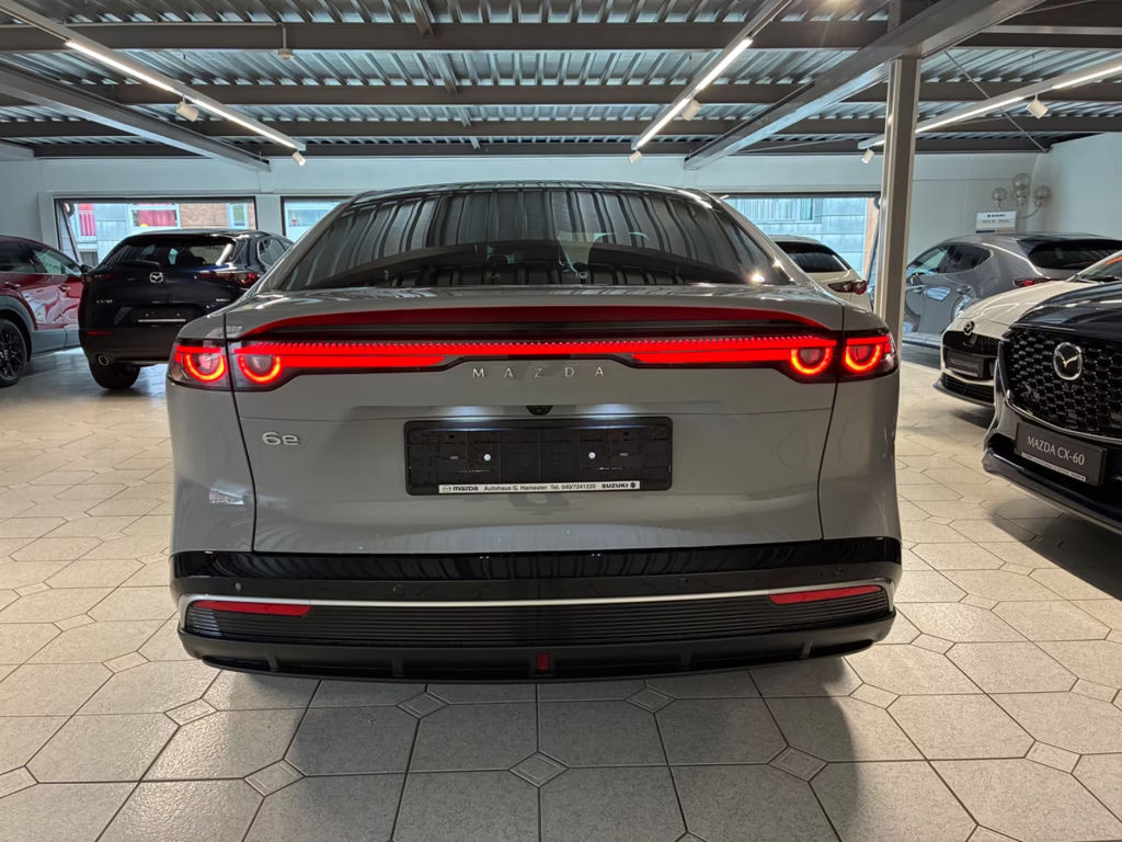 Mazda 6e