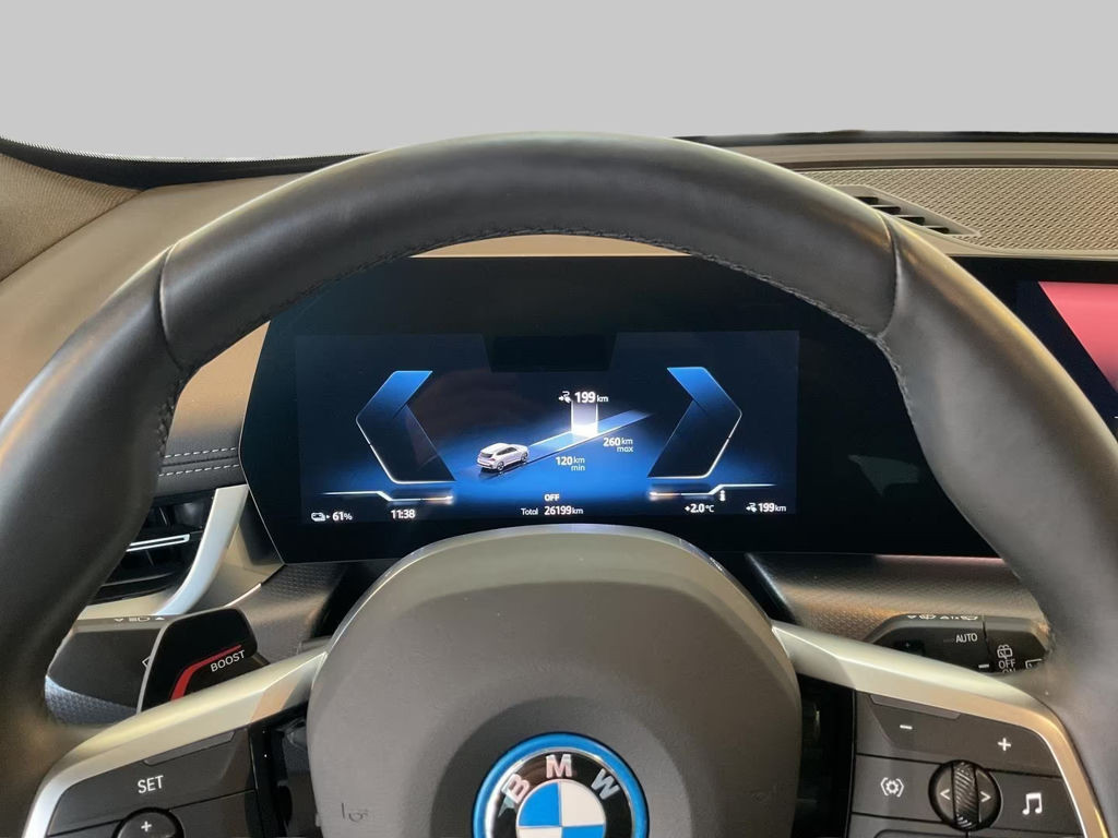 BMW iX1
