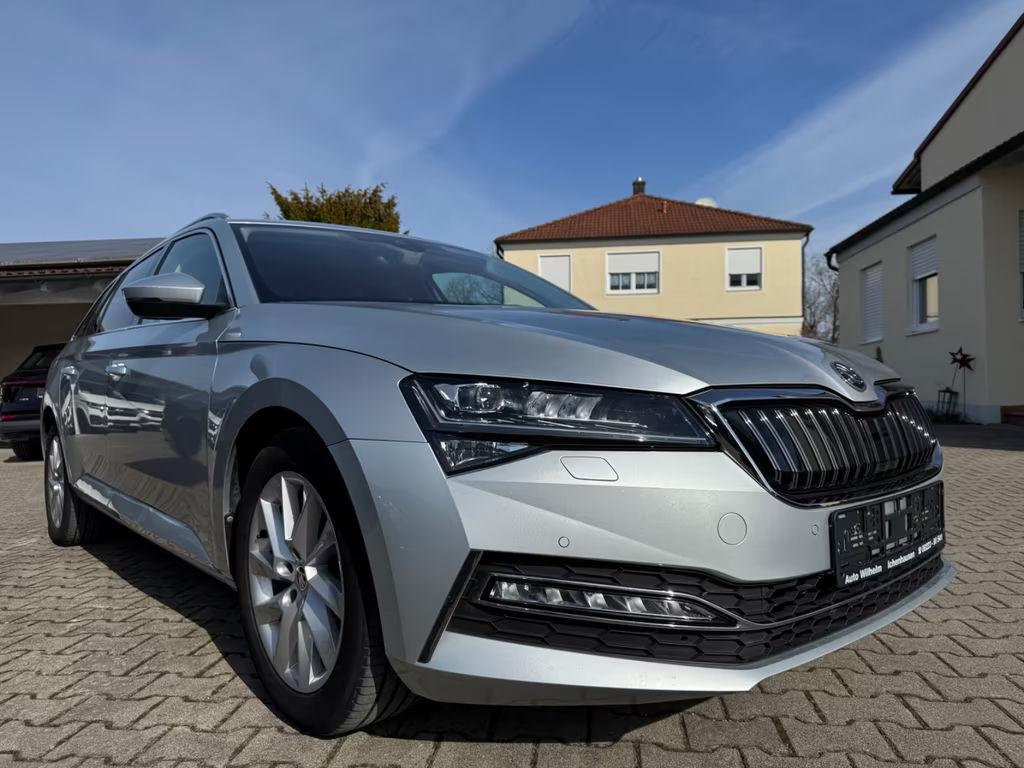 Skoda Superb 2021 Hybride Benzine
