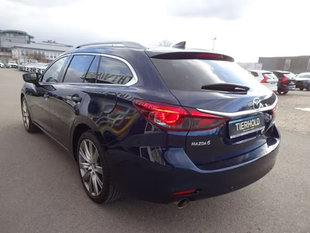 Mazda 6