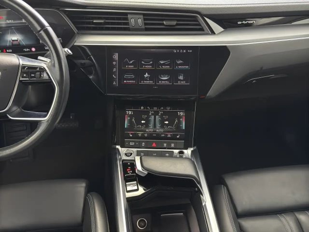 Audi Q8 e-tron