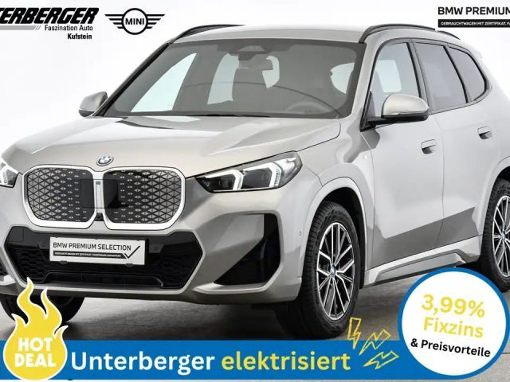 BMW iX1