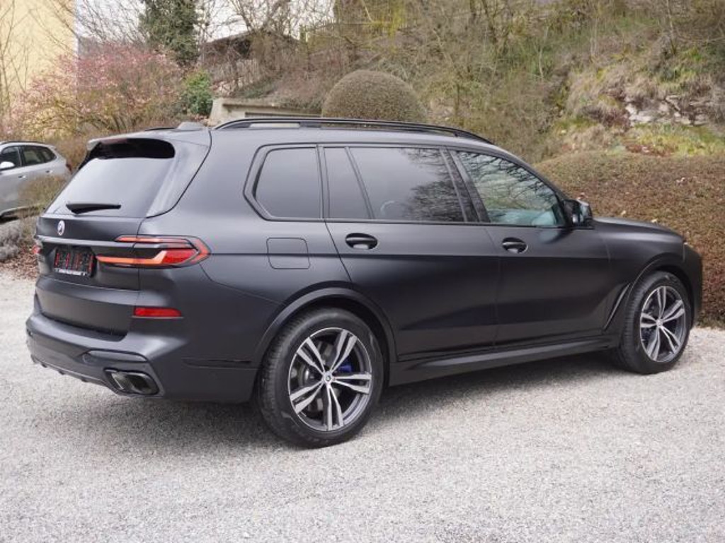 BMW X7 M