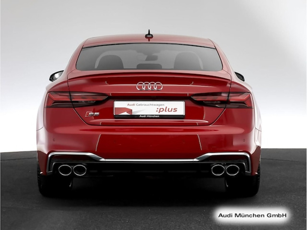 Audi S5