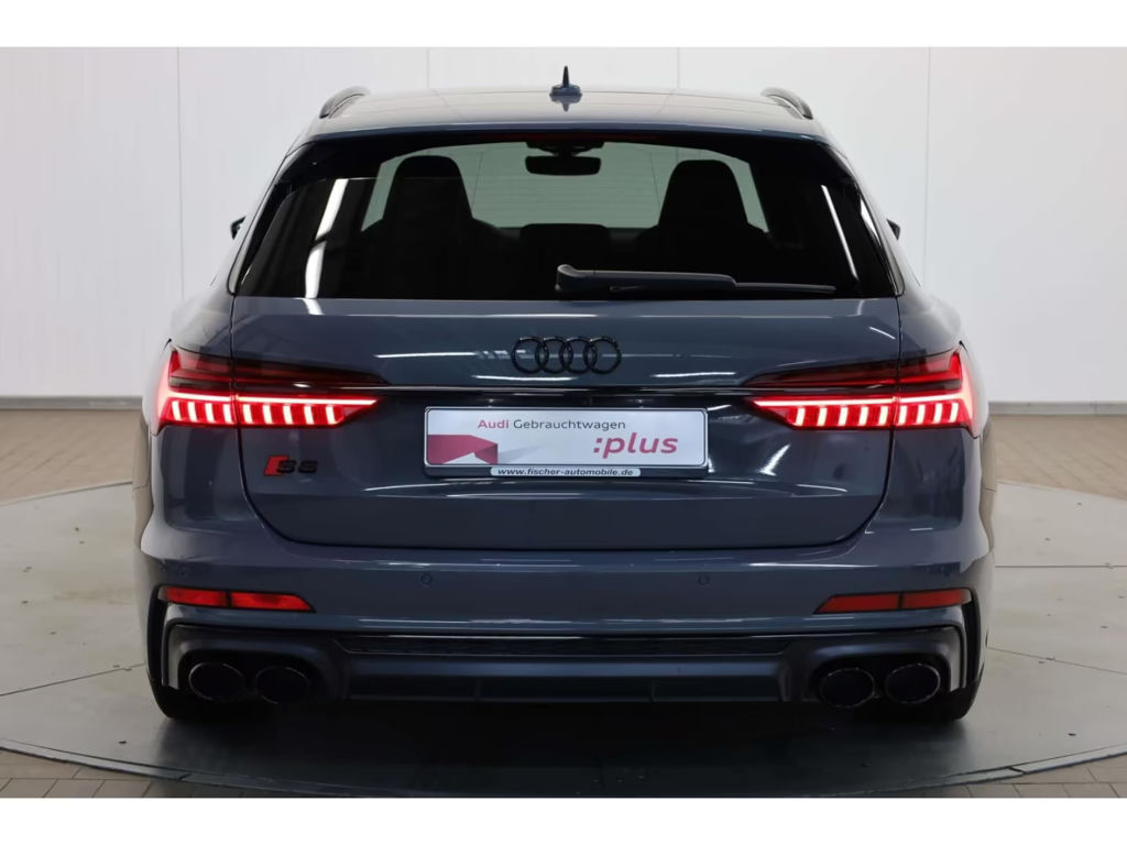 Audi S6