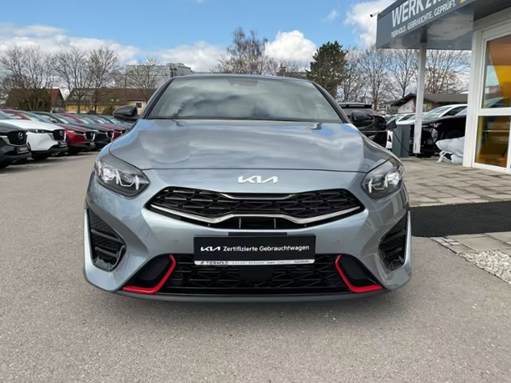 Kia ProCeed