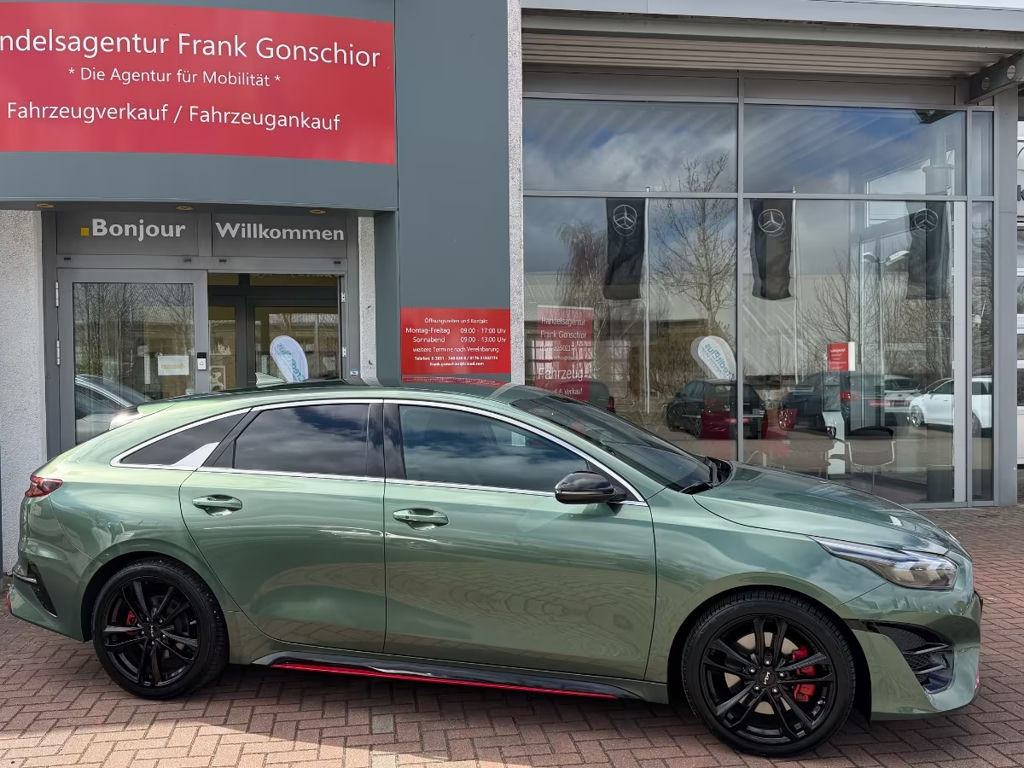 Kia ProCeed 2023 Benzine