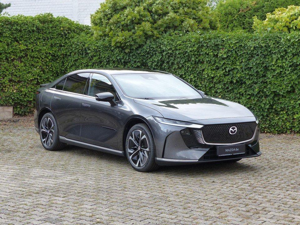 Mazda 6e