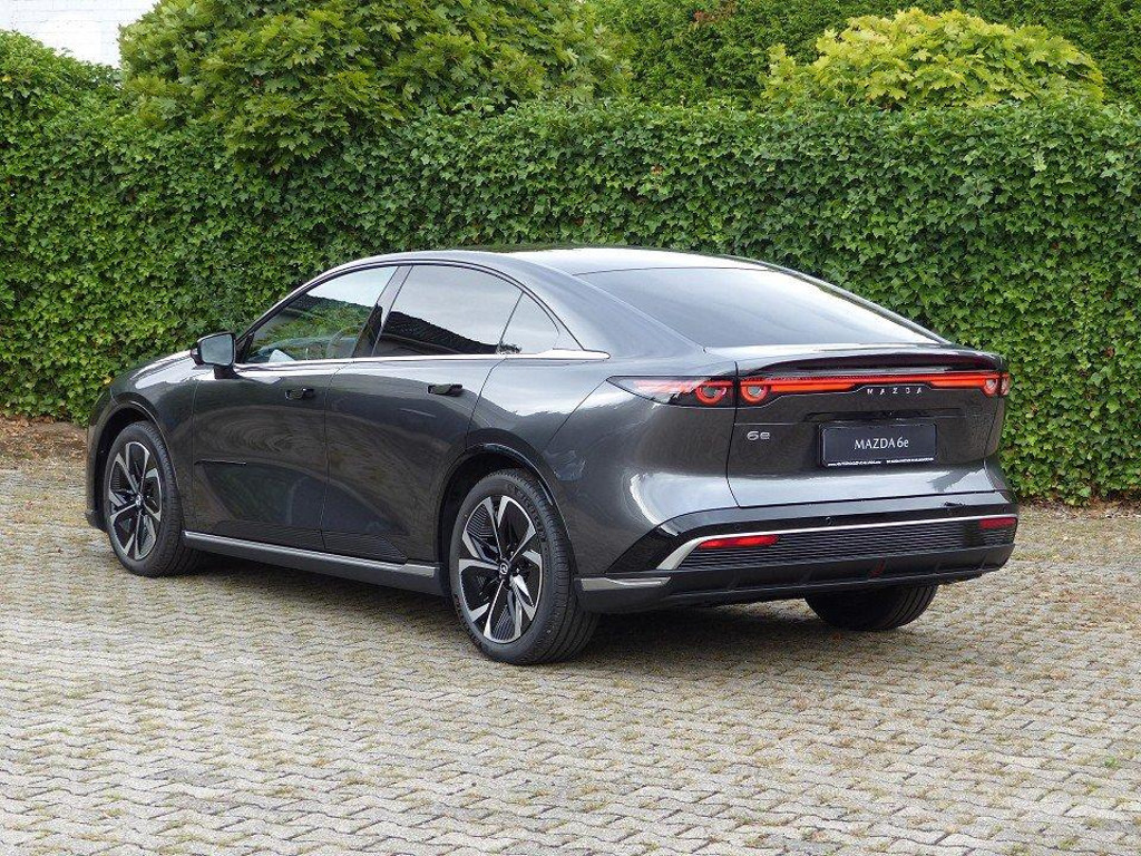 Mazda 6e