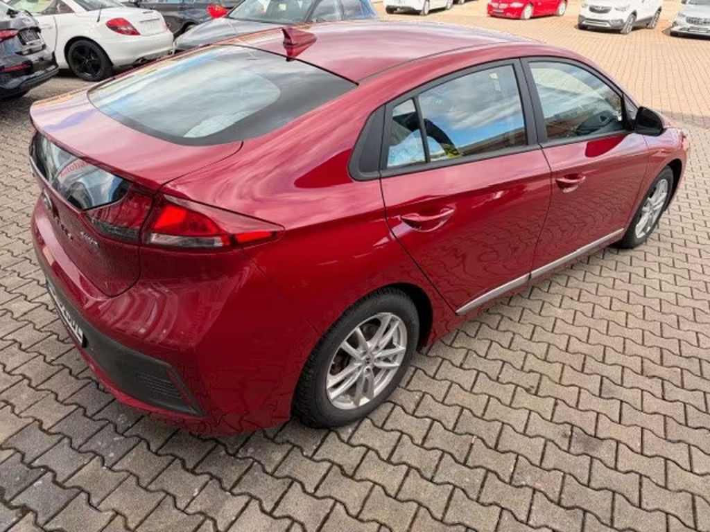 Hyundai Ioniq