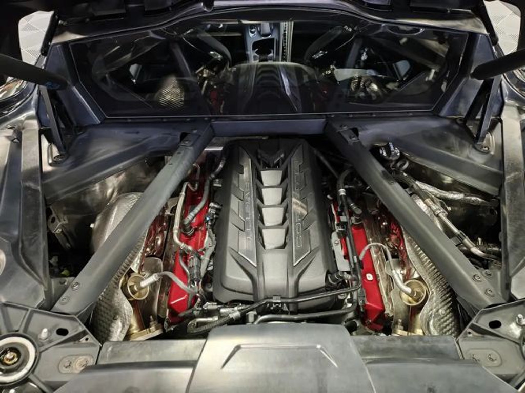Corvette C8