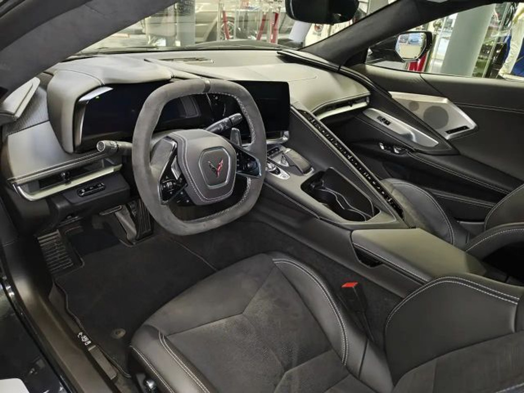 Corvette C8
