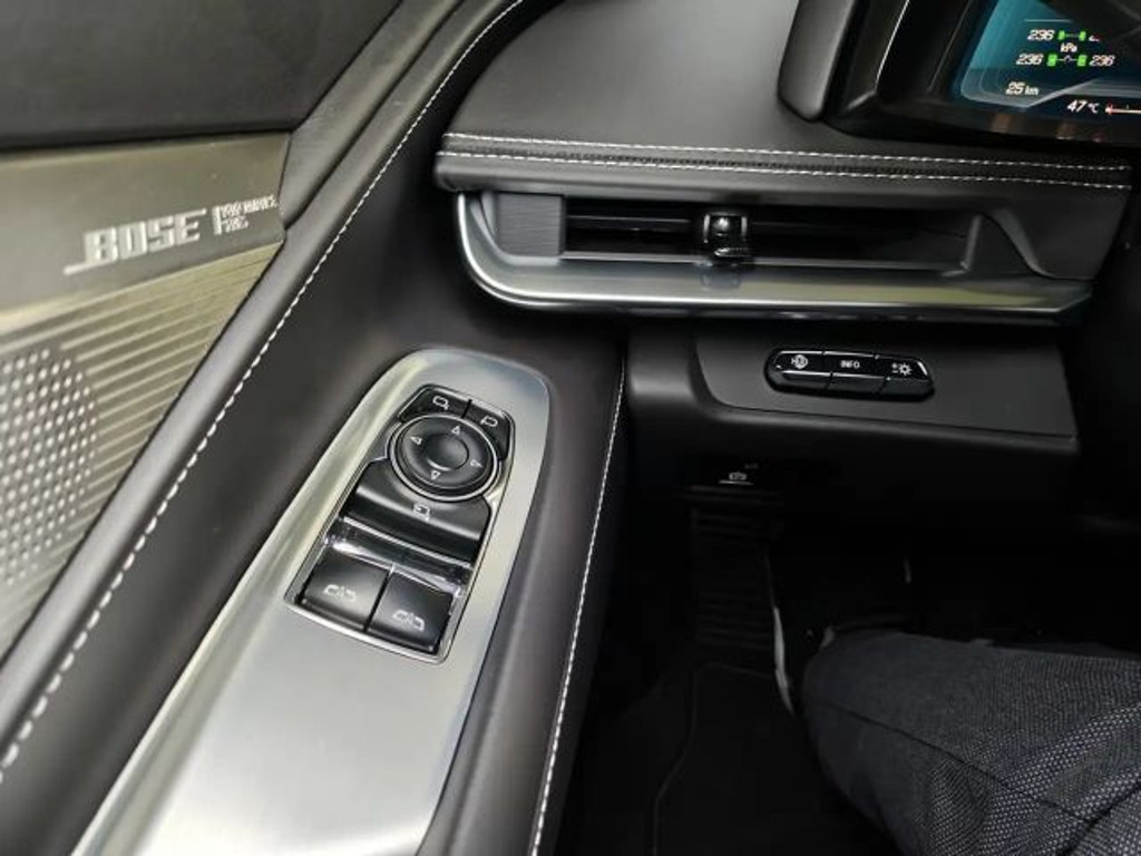 Corvette C8