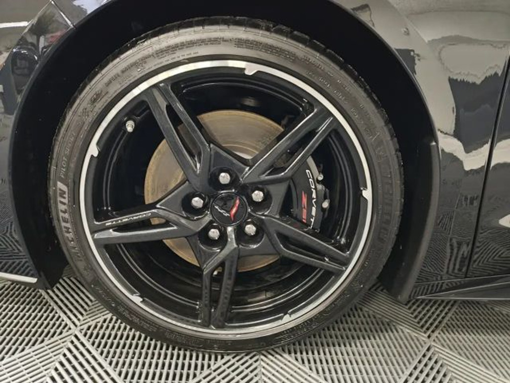 Corvette C8