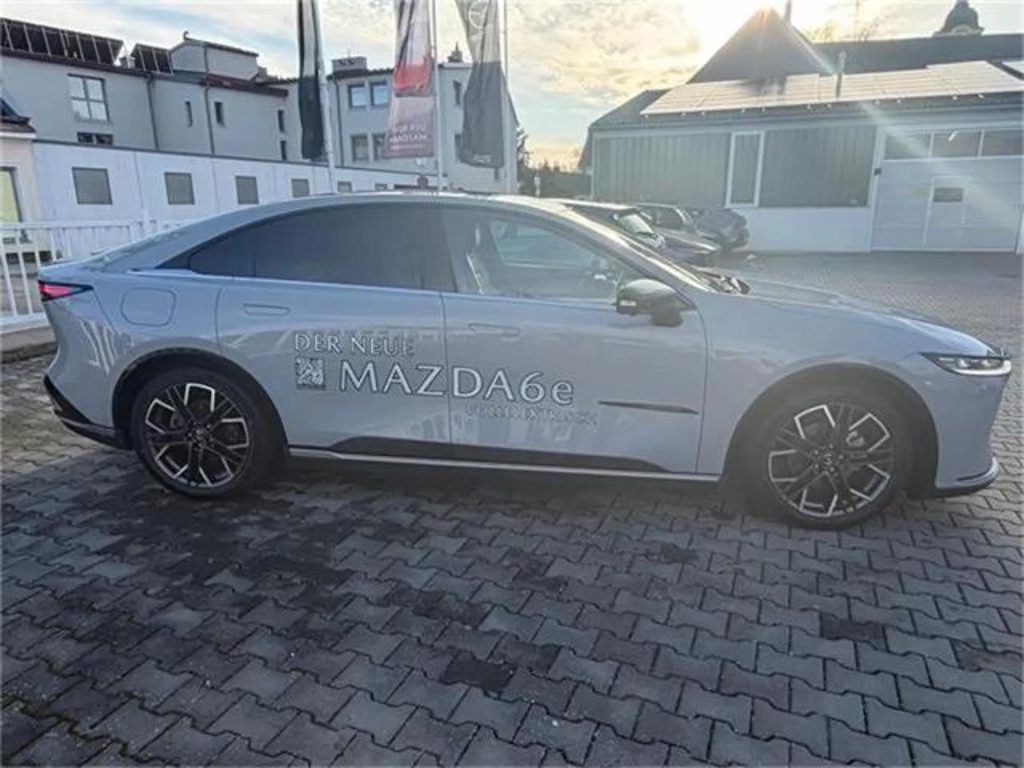 Mazda 6e