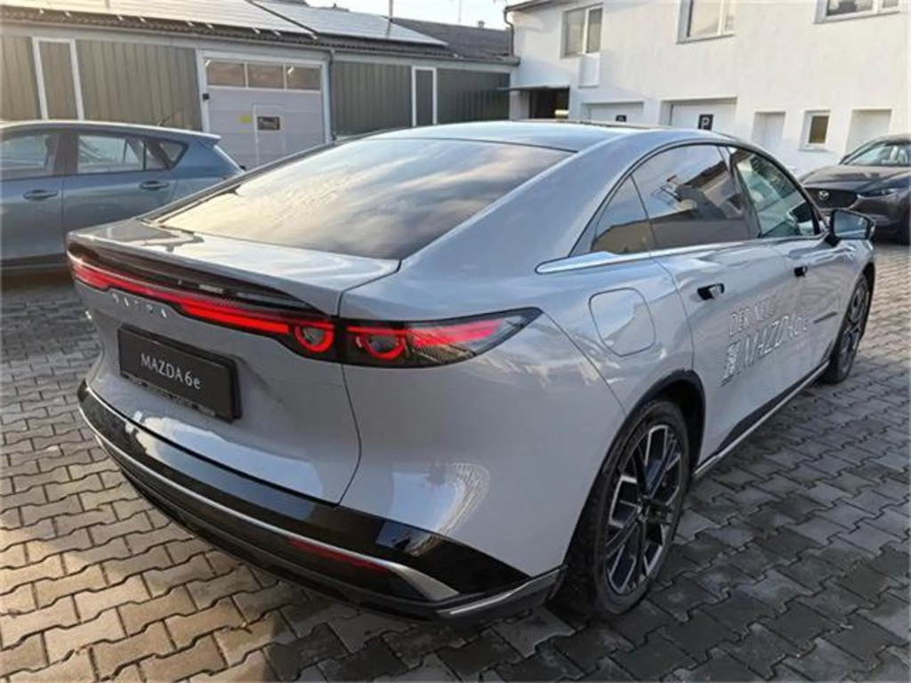 Mazda 6e