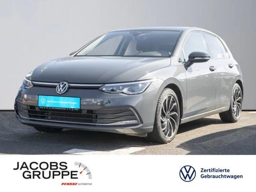 Volkswagen Golf 2022 Benzine