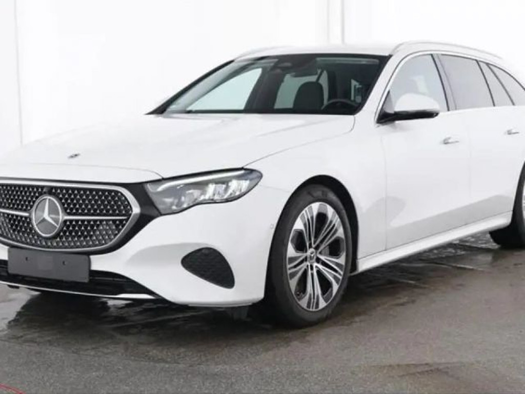 Mercedes-Benz E-Klasse 2024 Hybride Benzine