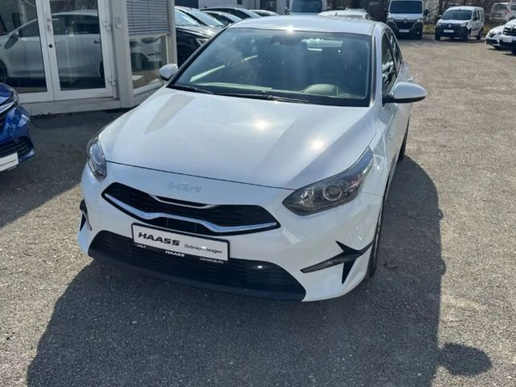 Kia Ceed 2022 Benzine
