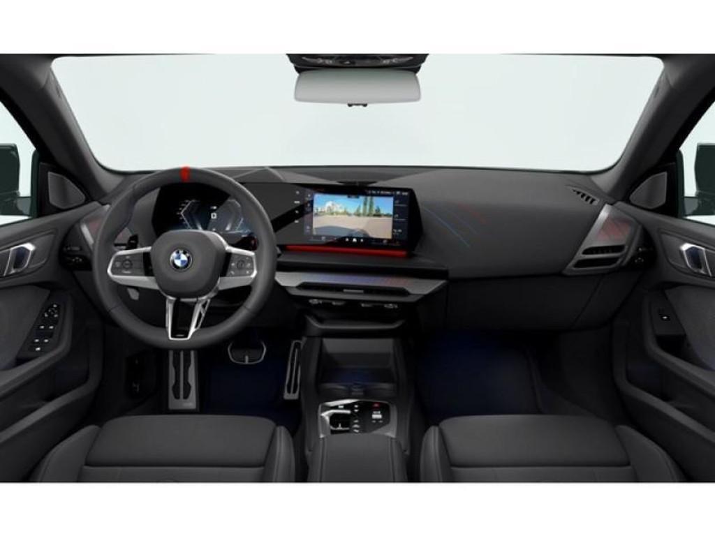 BMW M235